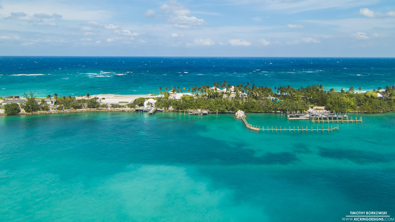 Nassau Bahamas Waters 12-21-2013 Wallpaper Background | Kicking Designs